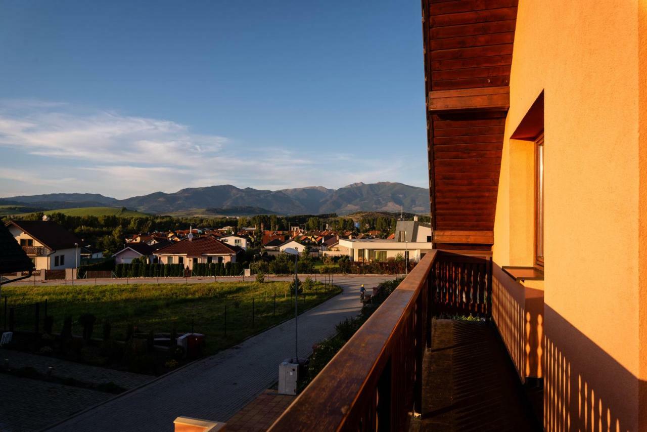Villa Dam Liptovský Mikuláš Buitenkant foto