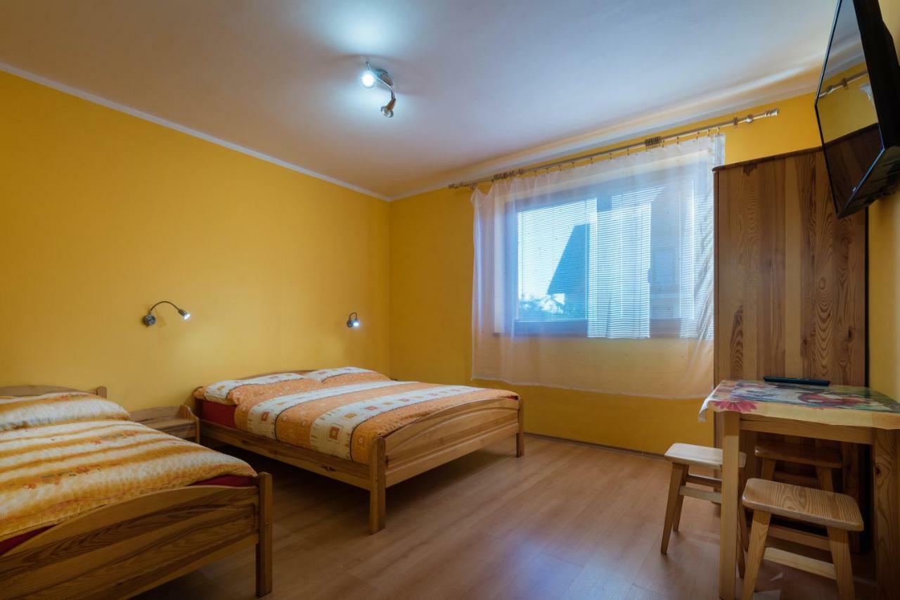 Villa Dam Liptovský Mikuláš Buitenkant foto