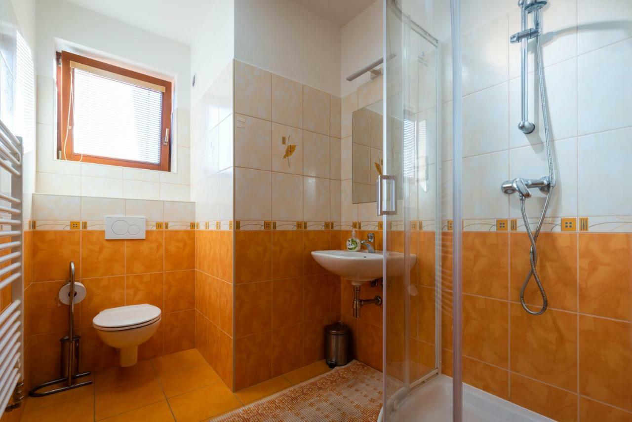Villa Dam Liptovský Mikuláš Buitenkant foto